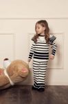 Дитячі штани Pinko Up F3PIBGPA084 PANTS BABY колір чорний візерунок Дитячі штани Pinko Up F3PIBGPA084 PANTS BABY колір чорний візерунок