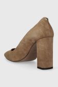 Замшеві туфлі BOSS Janet Pump 90 колір бежевий каблук блок 50503640 Замшеві туфлі BOSS Janet Pump 90 колір бежевий каблук блок 50503640