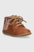 Дитячі шкіряні туфлі Pom D'api STAND-UP FLY колір коричневий (3570095) Дитячі шкіряні туфлі Pom D'api STAND-UP FLY колір коричневий (3570095)