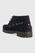 Замшеві туфлі Tommy Hilfiger TH BOAT BOOT CLASSIC чоловічі колір синій FM0FM04684 Замшеві туфлі Tommy Hilfiger TH BOAT BOOT CLASSIC чоловічі колір синій FM0FM04684