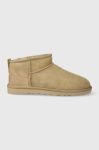 Замшеві чоботи UGG Classic Ultra Mini колір бежевий 1137391 Замшеві чоботи UGG Classic Ultra Mini колір бежевий 1137391