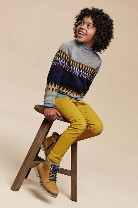 Дитячі штани Mayoral slim fit колір жовтий однотонні Дитячі штани Mayoral slim fit колір жовтий однотонні