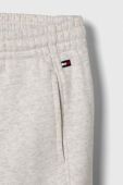 Дитячі спортивні штани Tommy Hilfiger колір сірий з принтом (3447135) Дитячі спортивні штани Tommy Hilfiger колір сірий з принтом (3447135)