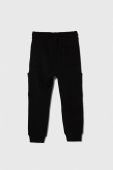 Штани United Colors of Benetton колір чорний однотонні (3389400) Штани United Colors of Benetton колір чорний однотонні (3389400)