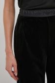 Спортивні штани Emporio Armani колір чорний однотонні Спортивні штани Emporio Armani колір чорний однотонні