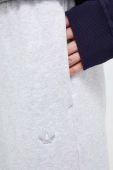 Бавовняні спортивні штани adidas Originals колір сірий меланж (3325319)