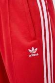 Спортивні штани adidas Originals колір червоний з аплікацією (3325429)