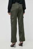 Штани Guess жіночі колір зелений фасон cargo висока посадка (3572027) Штани Guess жіночі колір зелений фасон cargo висока посадка (3572027)