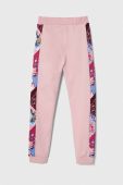 Дитячі бавовняні штани Guess колір рожевий візерунок (3606164) Дитячі бавовняні штани Guess колір рожевий візерунок (3606164)