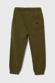 Дитячі спортивні штани United Colors of Benetton колір зелений з аплікацією (3391418)