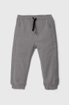 Дитячі бавовняні штани Sisley колір сірий однотонні (3395037) Дитячі бавовняні штани Sisley колір сірий однотонні (3395037)
