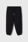 Дитячі спортивні штани Sisley колір чорний однотонні (3588795) Дитячі спортивні штани Sisley колір чорний однотонні (3588795)