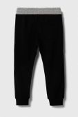 Дитячі спортивні штани United Colors of Benetton колір чорний однотонні (3547545) Дитячі спортивні штани United Colors of Benetton колір чорний однотонні (3547545)
