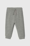 Дитячі спортивні штани United Colors of Benetton колір сірий меланж (3516008) Дитячі спортивні штани United Colors of Benetton колір сірий меланж (3516008)