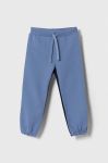 Дитячі спортивні штани United Colors of Benetton однотонні колір блакитний (3486555) Дитячі спортивні штани United Colors of Benetton однотонні колір блакитний (3486555)