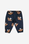 Бавовняні штани для немовлят Bobo Choses колір синій з принтом Бавовняні штани для немовлят Bobo Choses колір синій з принтом