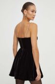 Сукня Bardot колір чорний mini розкльошена (3651656)