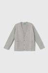 Дитячий бавовняний кардиган United Colors of Benetton колір сірий легкий (3463860) Дитячий бавовняний кардиган United Colors of Benetton колір сірий легкий (3463860)