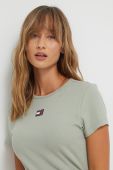Футболка Tommy Jeans жіночий колір зелений (3566457)