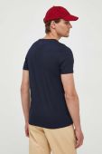 Бавовняна футболка Tommy Hilfiger колір синій з принтом (3257144) Бавовняна футболка Tommy Hilfiger колір синій з принтом (3257144)