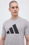 Тренувальна футболка adidas Performance Train Essentials Feelready Logo колір сірий з принтом