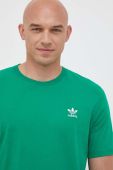 Бавовняна футболка adidas Originals колір зелений з аплікацією (3363622) Бавовняна футболка adidas Originals колір зелений з аплікацією (3363622)