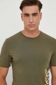 Футболка Guess чоловічий колір зелений з принтом (3598991)