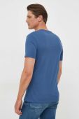 Бавовняна футболка United Colors of Benetton однотонний колір блакитний (3373815) Бавовняна футболка United Colors of Benetton однотонний колір блакитний (3373815)