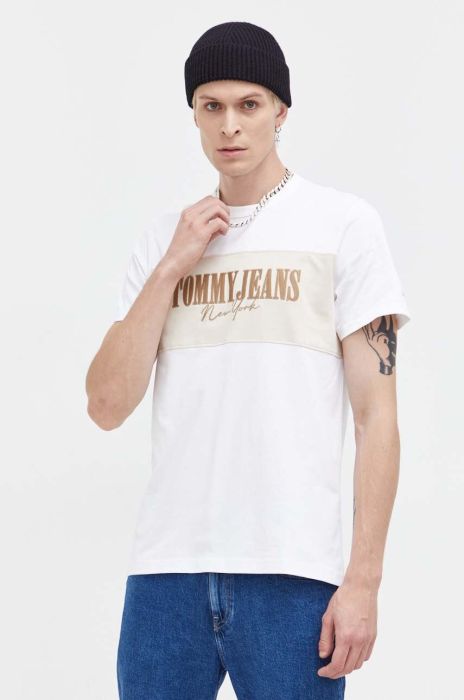 Бавовняна футболка Tommy Jeans колір білий з аплікацією (3558899) Бавовняна футболка Tommy Jeans колір білий з аплікацією (3558899)