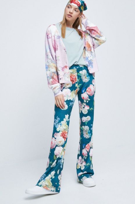 Штани Medicine жіночі колір зелений кльош висока посадка Штани Medicine жіночі колір зелений кльош висока посадка