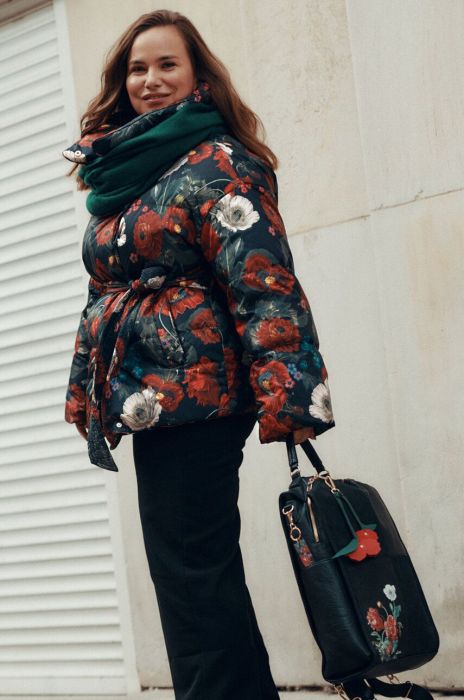 Пухова куртка Medicine жіноча зимова колір барвистий Пухова куртка Medicine жіноча зимова колір барвистий