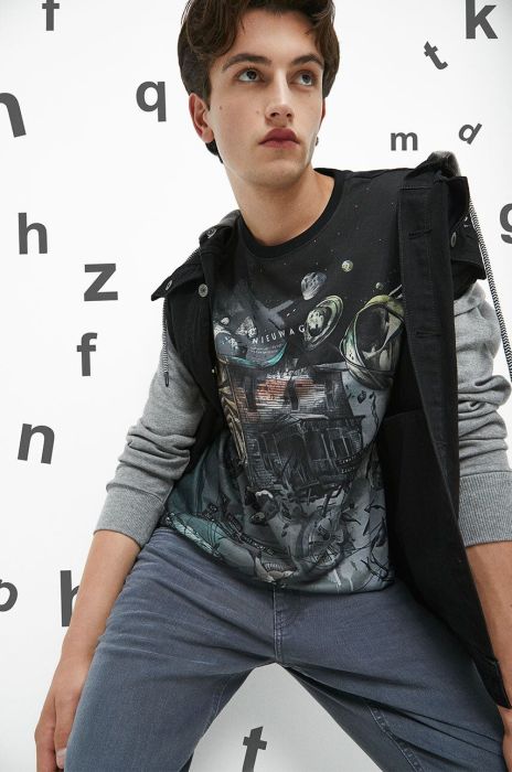 Бавовняна футболка Medicine колір чорний з принтом (3456237) Бавовняна футболка Medicine колір чорний з принтом (3456237)