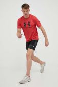 Футболка Under Armour чоловіча колір бордовий з принтом 1329590-100 Футболка Under Armour чоловіча колір бордовий з принтом 1329590-100