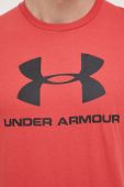 Футболка Under Armour чоловіча колір бордовий з принтом 1329590-100 Футболка Under Armour чоловіча колір бордовий з принтом 1329590-100