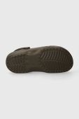 Шльопанці Crocs Classic чоловічі колір коричневий 10001 Шльопанці Crocs Classic чоловічі колір коричневий 10001