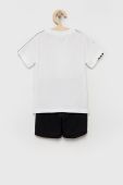 Дитячий бавовняний комплект adidas Performance H65817 колір білий Дитячий бавовняний комплект adidas Performance H65817 колір білий