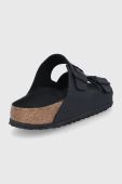 Шльопанці Birkenstock Arizona чоловіче колір чорний Regular Width 1019098-Black Шльопанці Birkenstock Arizona чоловіче колір чорний Regular Width 1019098-Black
