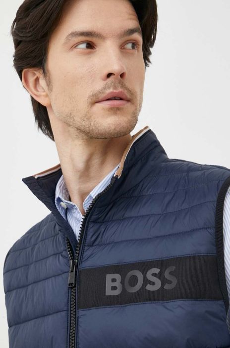 Безрукавка BOSS чоловічий колір синій перехідний (3483203) Безрукавка BOSS чоловічий колір синій перехідний (3483203)