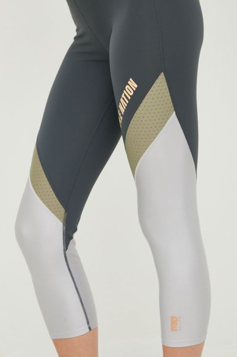 Легінси для тренувань P.E Nation Redefine жіночі колір сірий з принтом Легінси для тренувань P.E Nation Redefine жіночі колір сірий з принтом