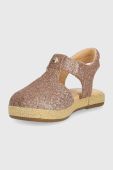Дитячі сандалі UGG Emmery колір золотий Дитячі сандалі UGG Emmery колір золотий