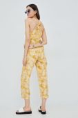 Лляний комбінезон Rip Curl колір жовтий декольте трикутник