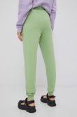 Штани Karl Kani жіночі колір зелений з аплікацією KW2210062-green Штани Karl Kani жіночі колір зелений з аплікацією KW2210062-green
