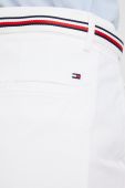 Шорти Tommy Hilfiger жіночі колір білий однотонні середня посадка (2134649)