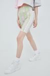 Шорти adidas Originals HT5967 жіночі візерунок висока посадка HT5967-CLPINK колір барвистий Шорти adidas Originals HT5967 жіночі візерунок висока посадка HT5967-CLPINK колір барвистий