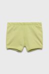 Дитячі бавовняні шорти United Colors of Benetton колір зелений однотонні (2409217)
