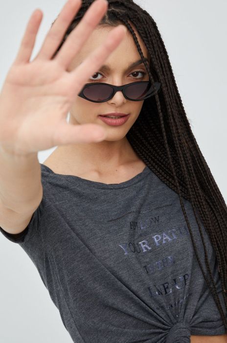 Футболка Roxy жіночий колір сірий Футболка Roxy жіночий колір сірий