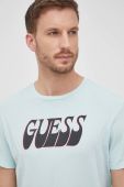 Бавовняна футболка Guess з принтом колір блакитний (2165378) Бавовняна футболка Guess з принтом колір блакитний (2165378)