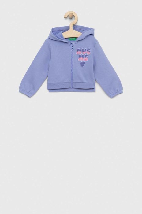 Дитяча бавовняна кофта United Colors of Benetton колір фіолетовий з капюшоном з аплікацією Дитяча бавовняна кофта United Colors of Benetton колір фіолетовий з капюшоном з аплікацією