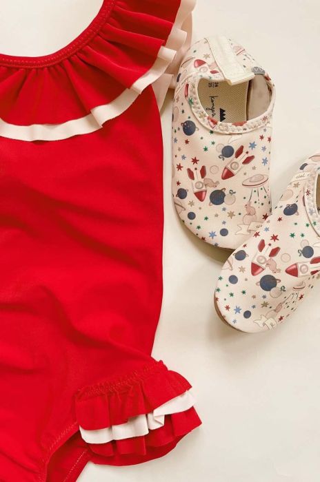 Дитячий купальник Konges Sl?jd колір червоний (2995664) Дитячий купальник Konges Sl?jd колір червоний (2995664)