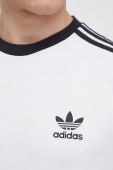 Бавовняний лонгслів adidas Originals колір білий візерунок IA4879-WHITE Бавовняний лонгслів adidas Originals колір білий візерунок IA4879-WHITE
